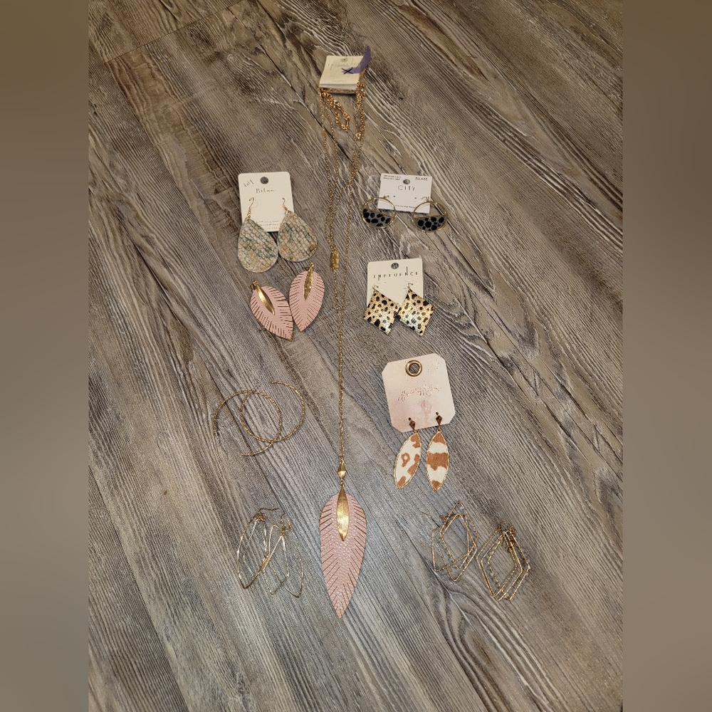 NWT Necklace and 8 earrings set